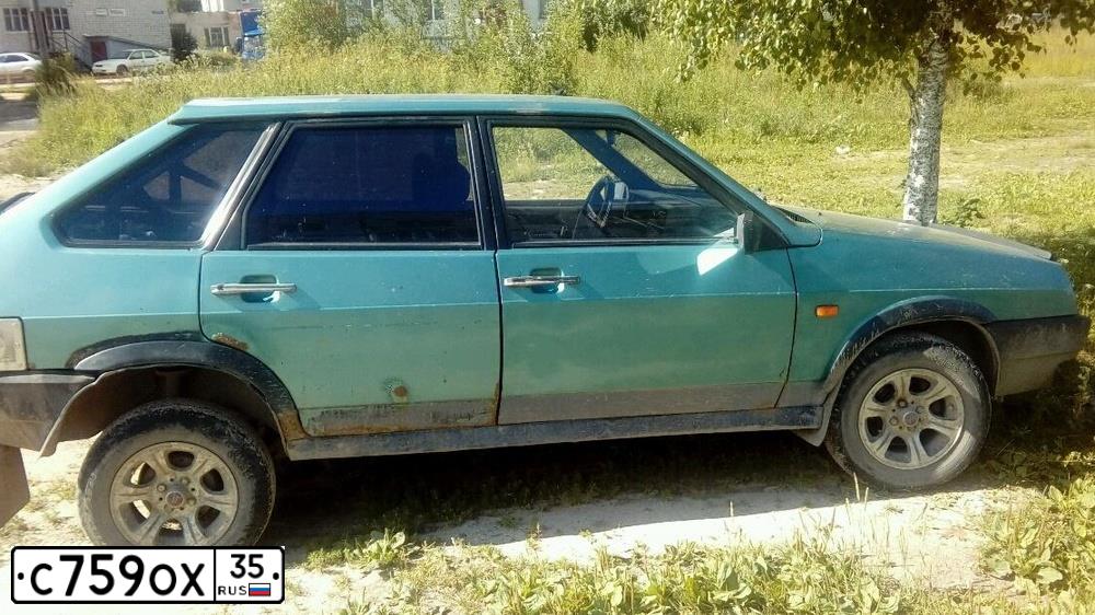 Фото автомобиля LADA 2109 SAMARA, 2001 — госномер Т484КМ97. Цвет: СЕРЕБРИСТЫЙ ЗЕЛЕНО-ГОЛУБОЙ