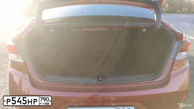 Фото автомобиля HYUNDAI SONATA, 2018 — госномер Р545НР790. Цвет: Красный