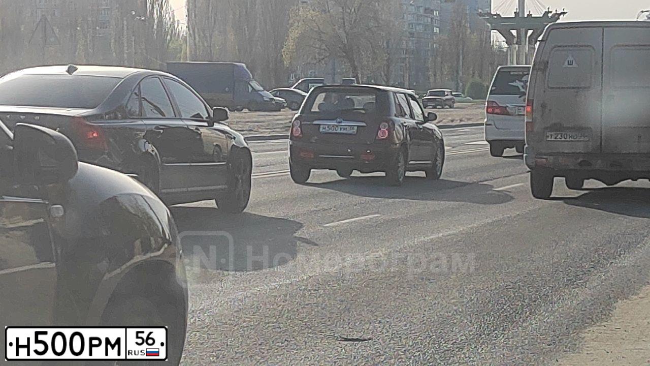 Фото автомобиля LADA 2110, 2003 — госномер Н500РМ56