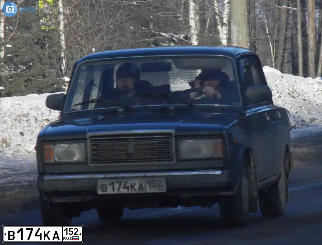 Фото автомобиля LADA 2107, 2003 — госномер Н517СХ33. Цвет: СИНЕ-ЗЕЛЕНЫЙ
