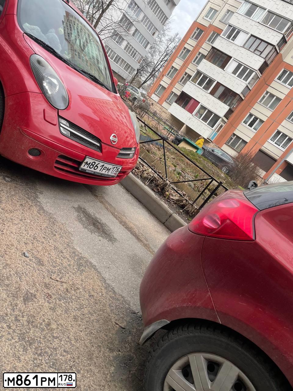 Фото автомобиля NISSAN MICRA, 2007 — госномер М861РМ178