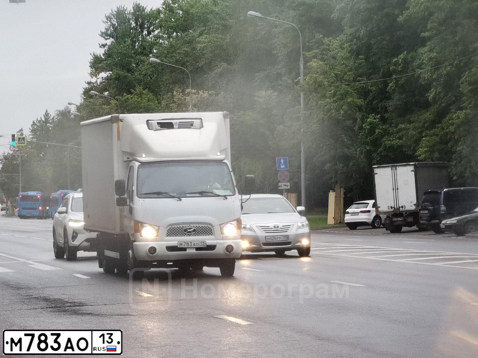 Фото автомобиля HYUNDAI MIGHTY, 2011 — госномер М783АО13. Цвет: Белый