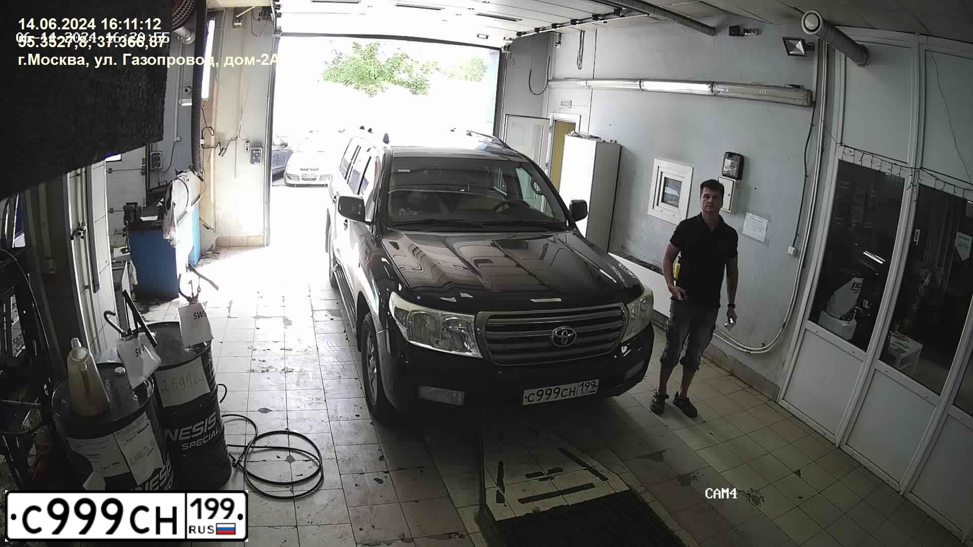 Фото автомобиля TOYOTA LANDCRUISER 200, 2008 — госномер С999СН199. Цвет: ЧЕРНЫЙ