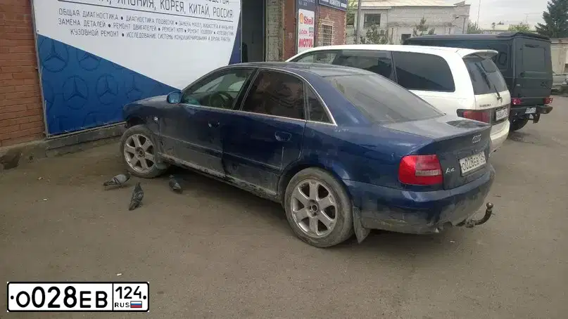 Фото автомобиля LADA 2110, 2003 — госномер К306ММ124. Цвет: СЕРЫЙ