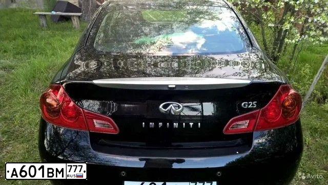 Фото автомобиля INFINITI G, 2013 — госномер О711СХ32. Цвет: ЧЕРНЫЙ