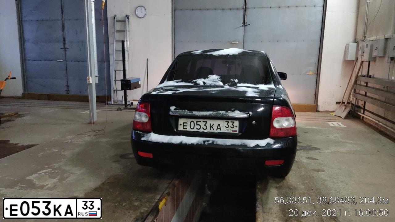 Фото автомобиля VAZ ВАЗ217030, 2008 — госномер Е053КА33. Цвет: ЧЕРНО-СИНИЙ
