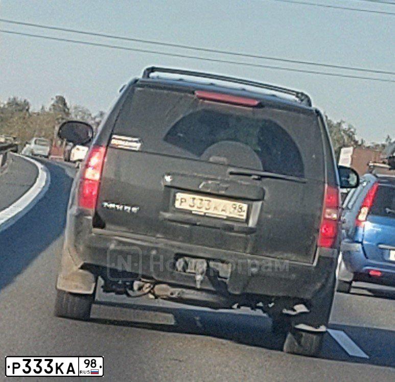 Фото автомобиля CHEVROLET TAHOE, 2008 — госномер Р333КА98. Цвет: ЧЕРНЫЙ