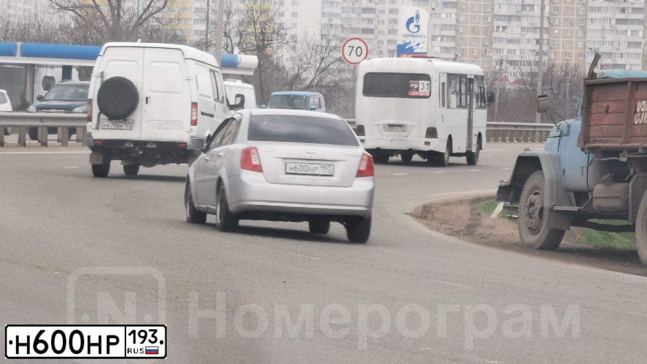 Фото автомобиля CHEVROLET CRUZE, 2011 — госномер Н600НР193. Цвет: Белый