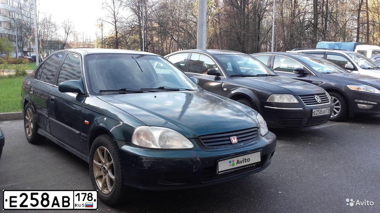 Фото автомобиля VOLKSWAGEN PASSAT, 2003 — госномер Е258АВ178. Цвет: ЧЕРНЫЙ