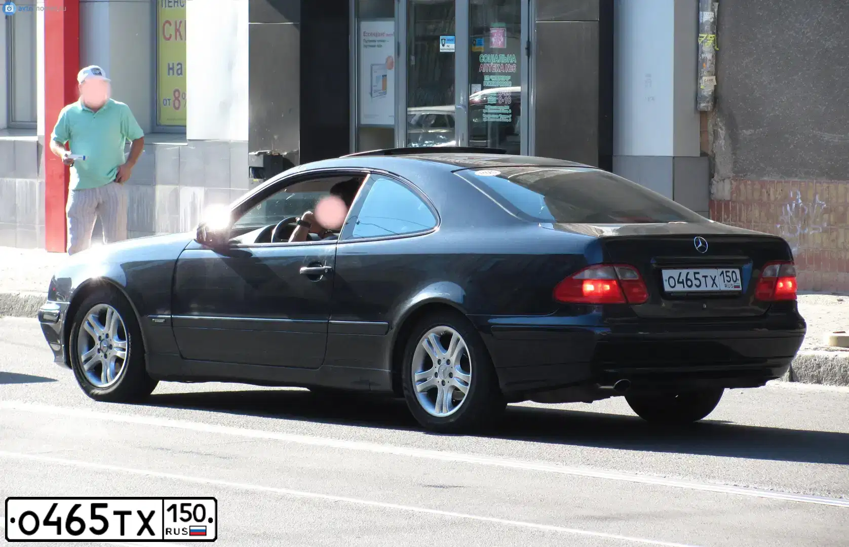 Фото автомобиля MERCEDES CLK-KLASSE, 2000 — госномер М073ОЕ177. Цвет: ЧЕРНО-СИНИЙ