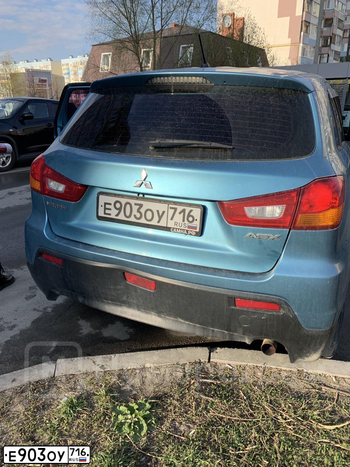 Фото автомобиля MITSUBISHI ASX, 2010 — госномер Е903ОУ716. Цвет: голубой