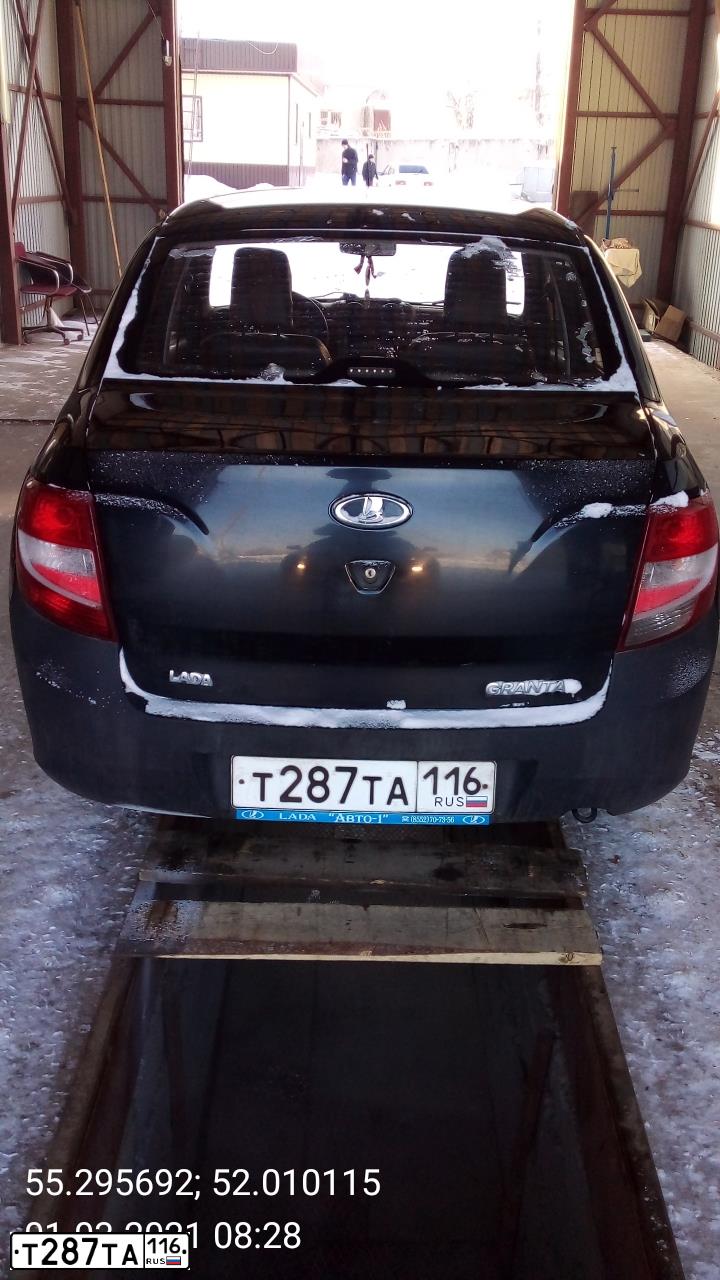 Фото автомобиля LADA 2190 GRANTA, 2014 — госномер Т287ТА116. Цвет: ЧЕРНЫЙ