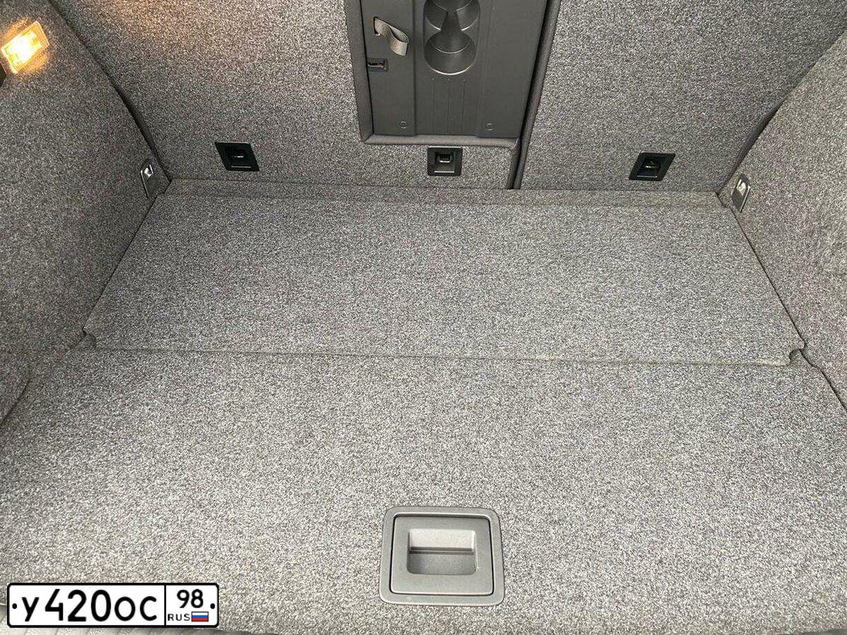 Фото автомобиля VOLKSWAGEN JETTA, 2010 — госномер А344ОЕ142. Цвет: ЗЕЛЕНЫЙ