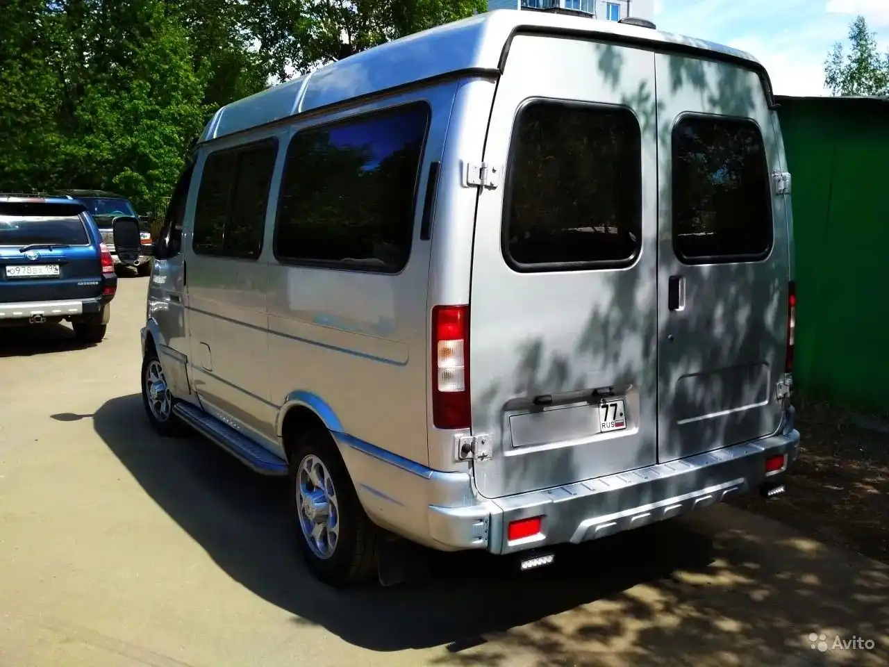 Фото автомобиля TOYOTA RUNNER, 2003 — госномер М979РР35. Цвет: ТЕМНО-СИНИЙ