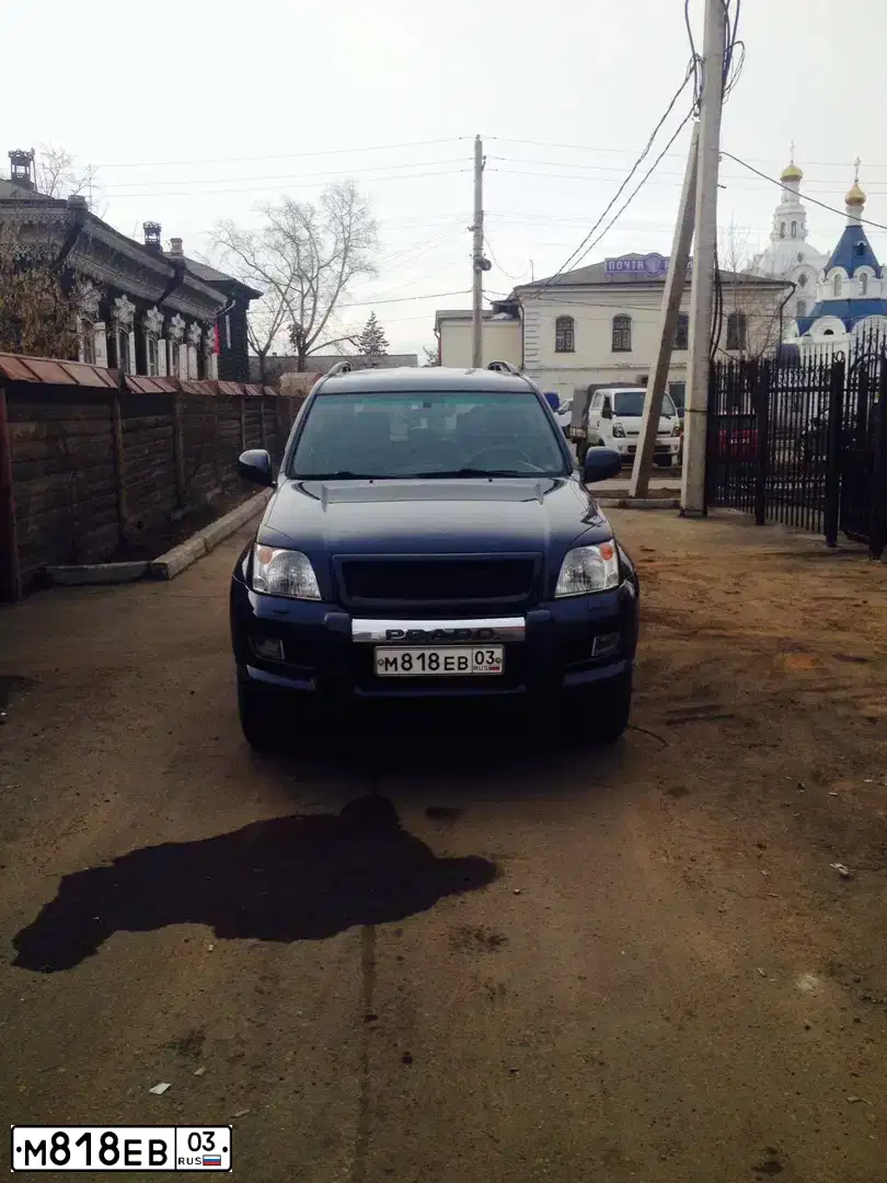 Фото автомобиля TOYOTA LANDCRUISER, 2003 — госномер О441ВО75. Цвет: синий