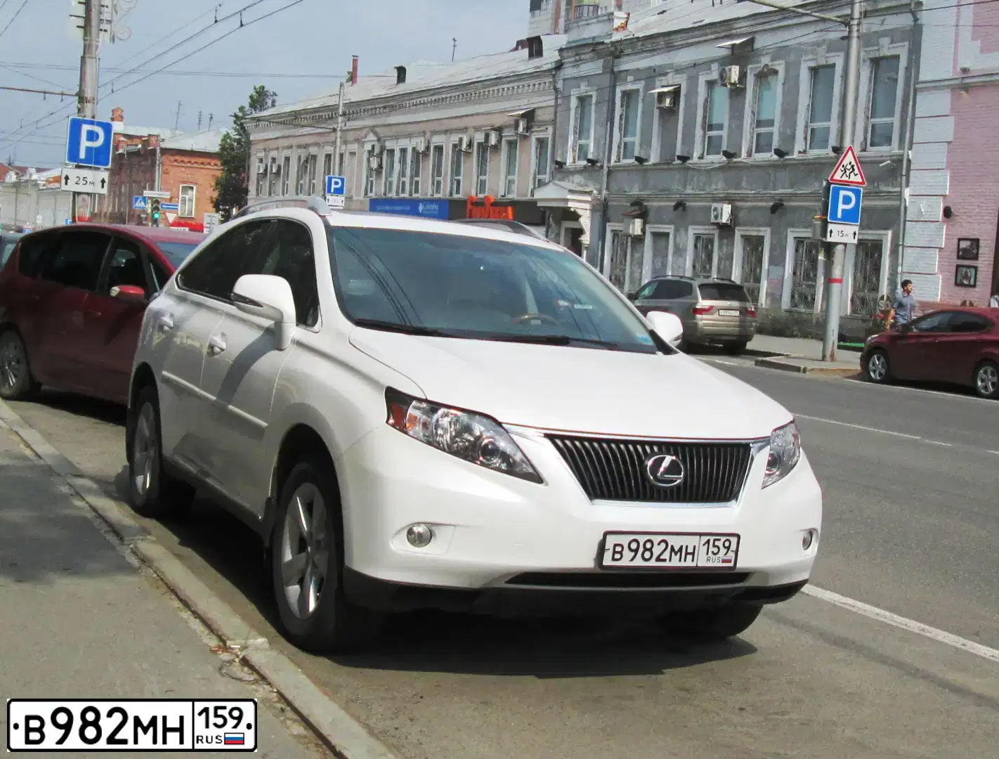 Фото автомобиля LEXUS RX, 2009 — госномер В982МН159