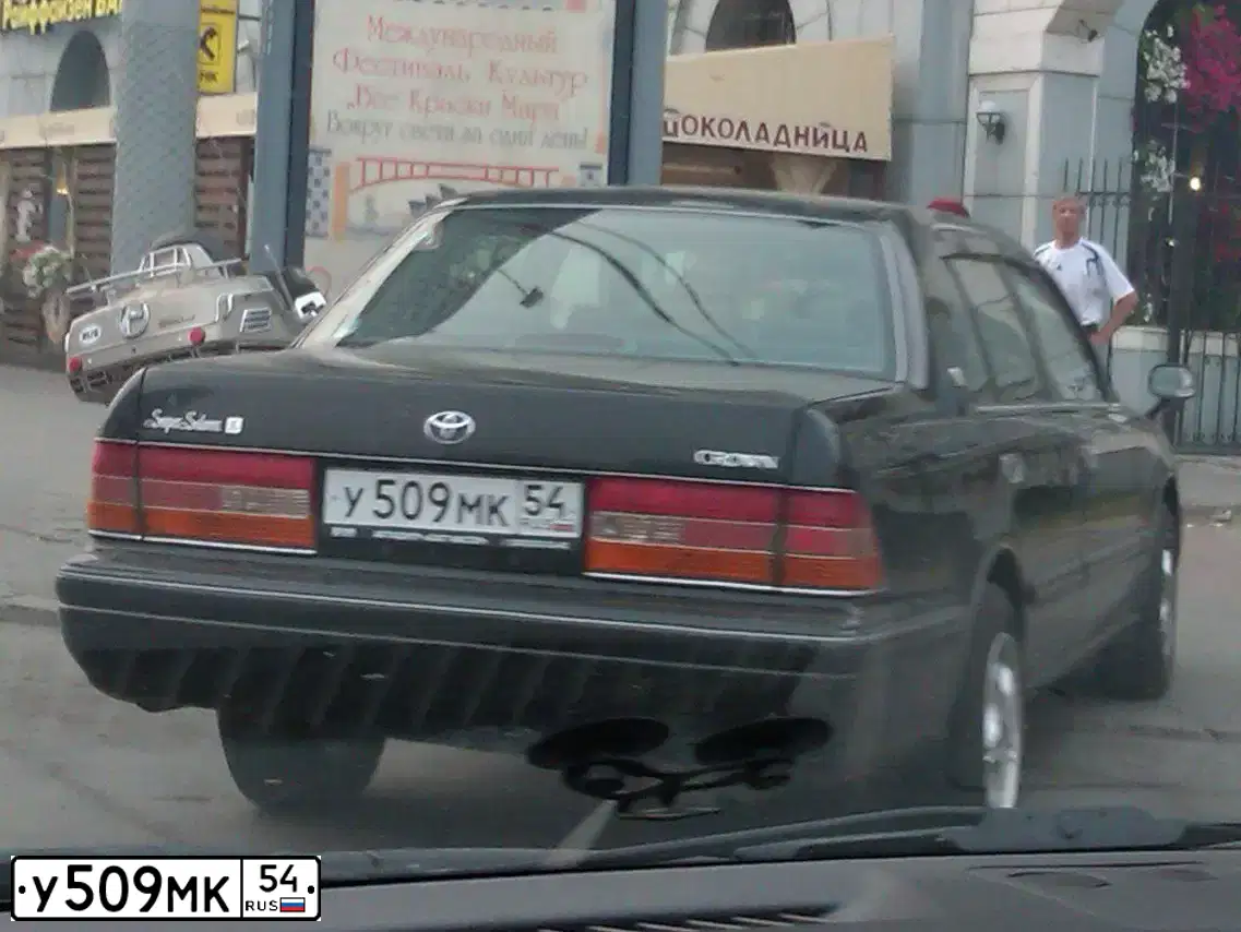 Фото автомобиля TOYOTA CROWN, 1997 — госномер У509МК54