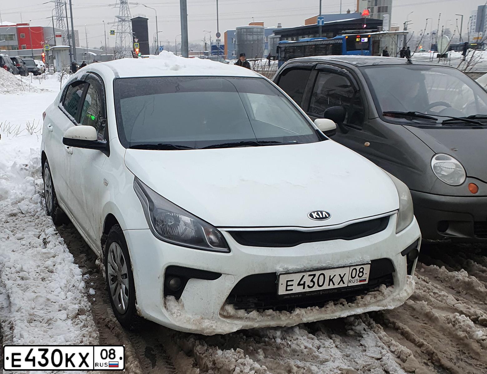 Фото автомобиля KIA RIO, 2018 — госномер Е430КХ08