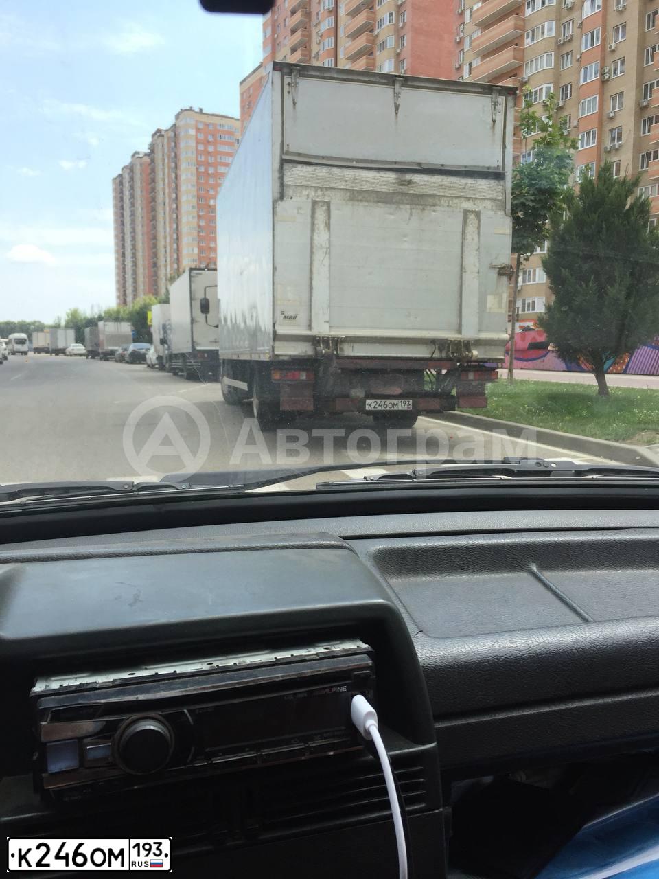 Фото автомобиля IVECO EUROCARGO, 2003 — госномер К246ОМ193. Цвет: СЕРЫЙ