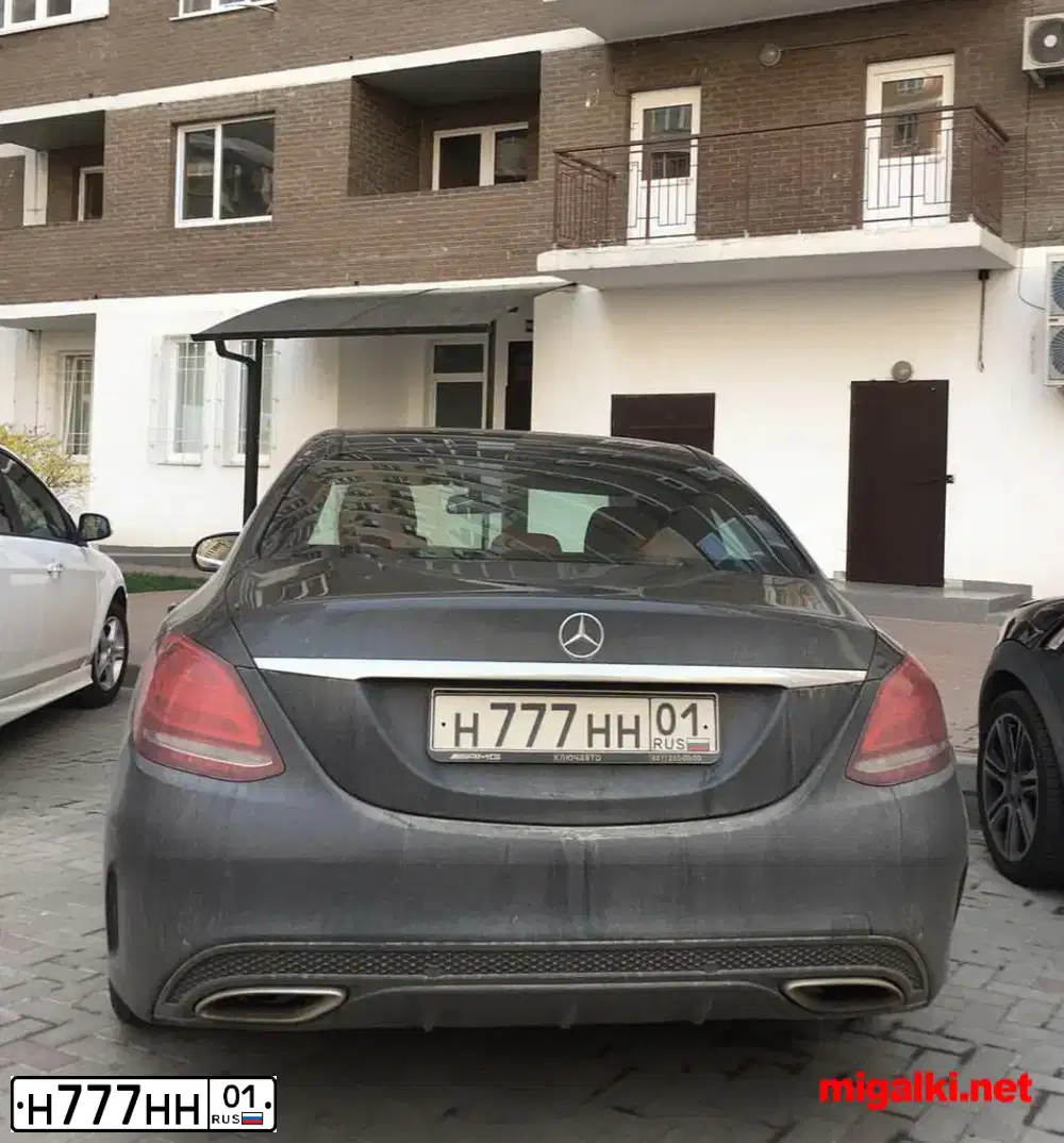 Фото автомобиля LADA 2170 PRIORA, 2013 — госномер М969АМ01. Цвет: Белый