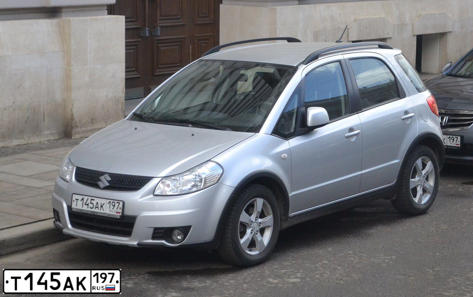 Фото автомобиля SUZUKI SX 4, 2010 — госномер С404СР69. Цвет: СЕРЕБРИСТЫЙ