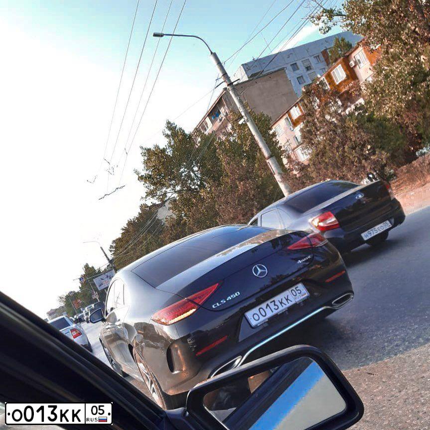 Фото автомобиля MERCEDES CLS-KLASSE, 2018 — госномер В287ВТ06. Цвет: ЧЕРНЫЙ