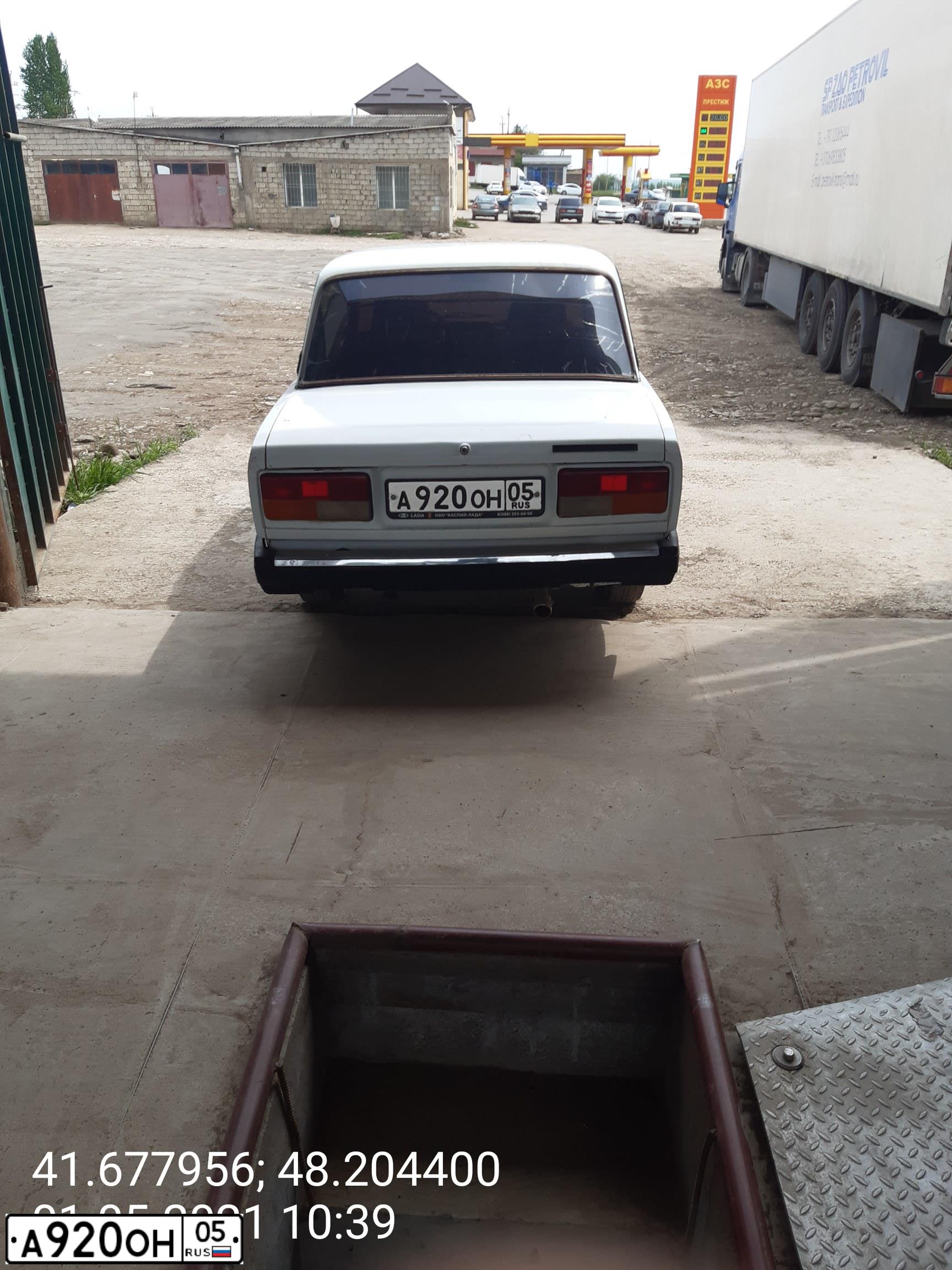 Фото автомобиля LADA 2107, 1993 — госномер А920ОН05. Цвет: Белый