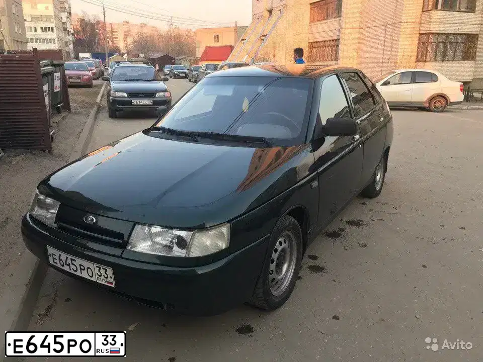 Фото автомобиля LADA 2112, 2004 — госномер Е645РО33. Цвет: Темно-зеленый