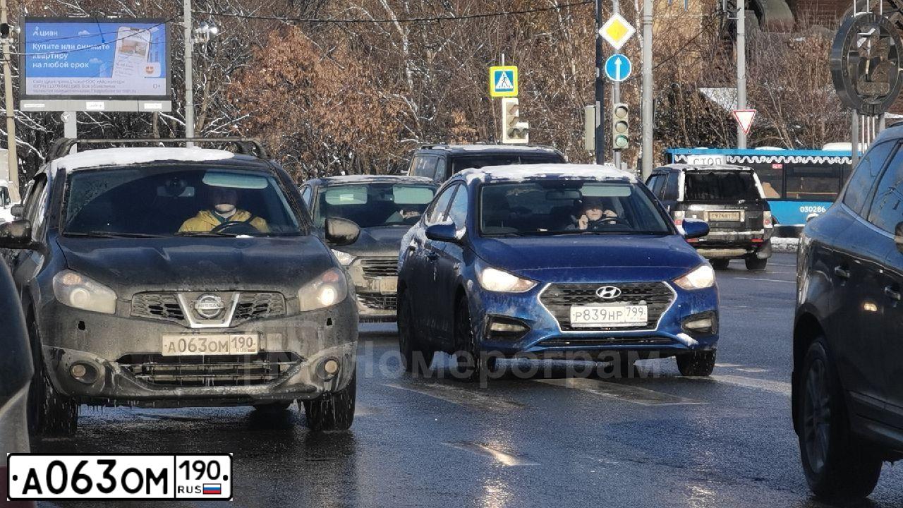 Фото автомобиля NISSAN QASHQAI, 2011 — госномер А063ОМ190