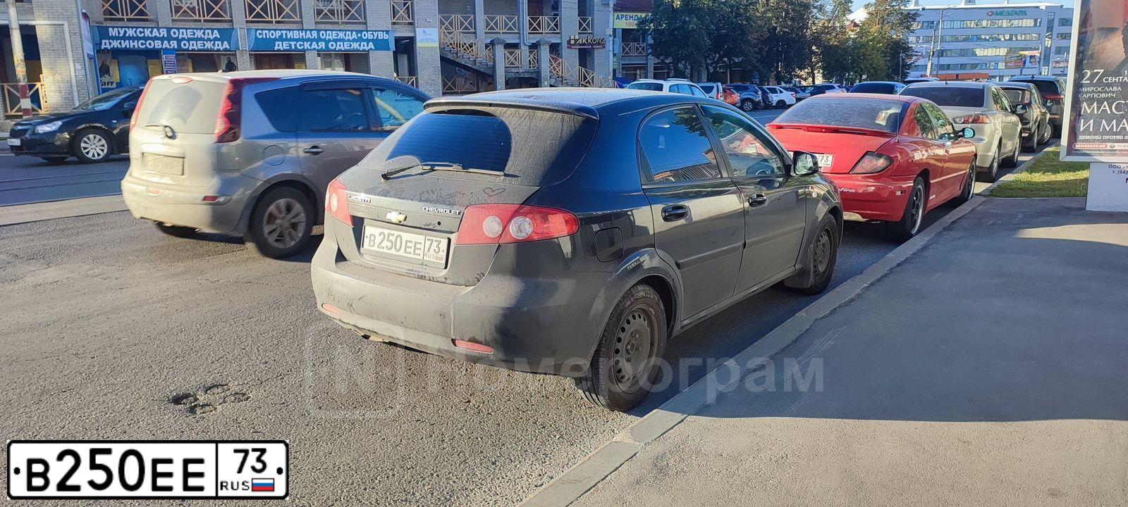 Фото автомобиля CHEVROLET LACETTI, 2010 — госномер В250ЕЕ73. Цвет: ЧЕРНЫЙ