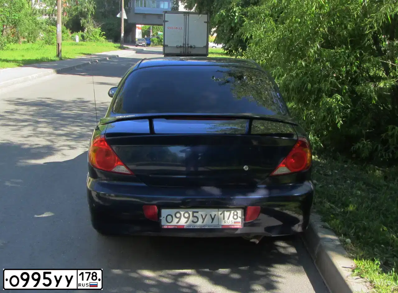 Фото автомобиля KIA SPECTRA, 2007 — госномер К908СМ53. Цвет: Темно-синий
