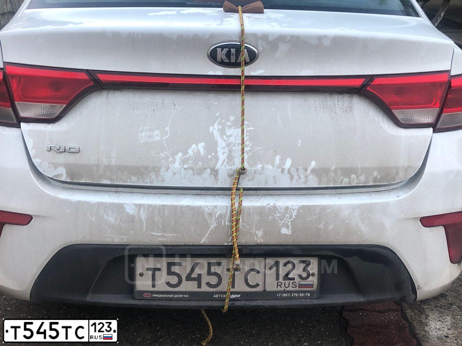 Фото автомобиля KIA RIO, 2017 — госномер Т545ТС123. Цвет: БЕЛЫЙ