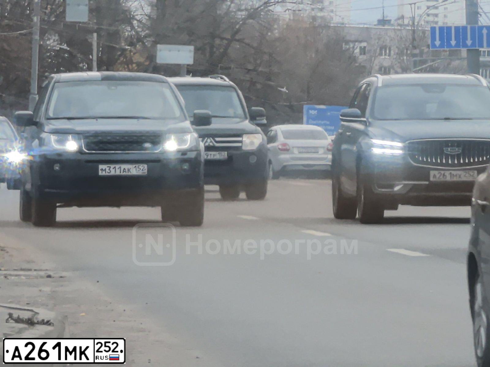 Фото автомобиля HYUNDAI SOLARIS, 2012 — госномер А261МК252. Цвет: ЖЕЛТЫЙ