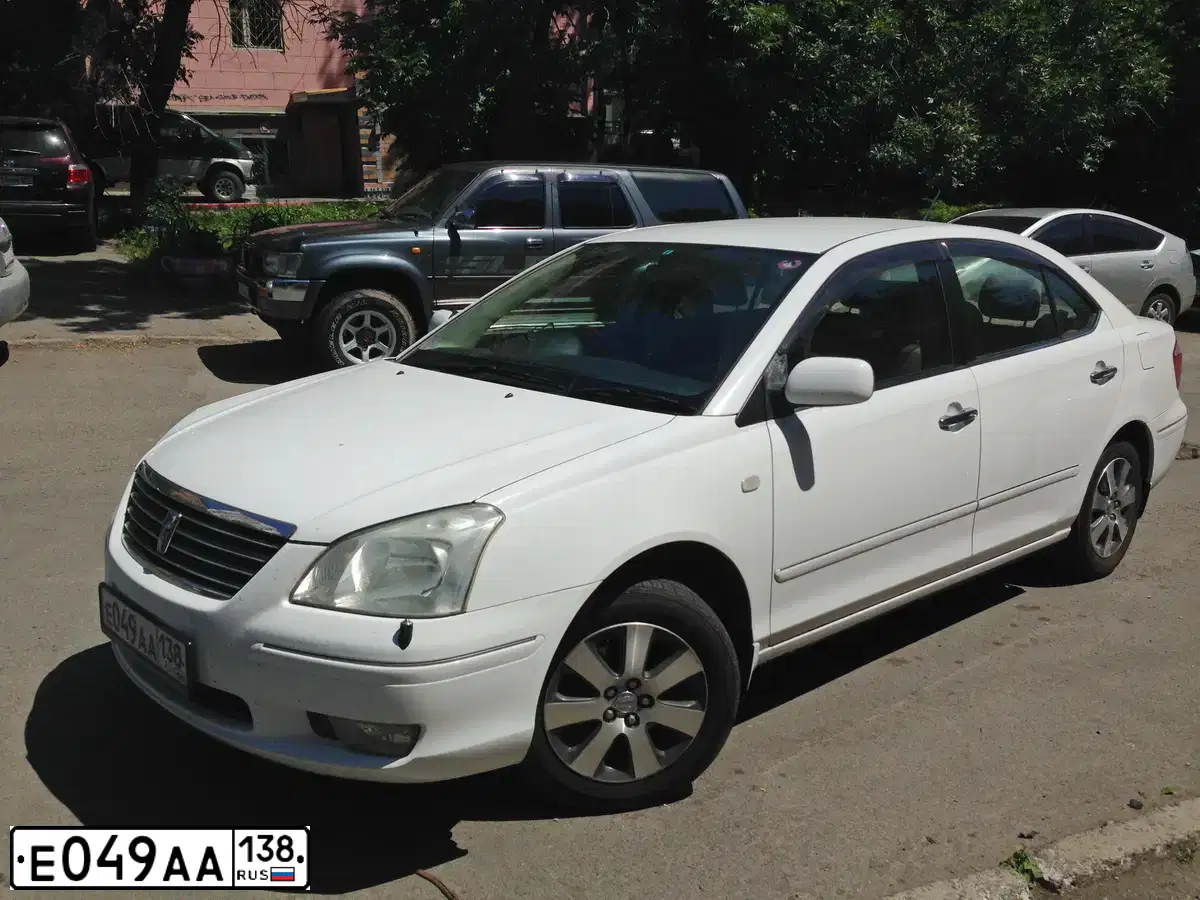 Фото автомобиля TOYOTA PREMIO, 2002 — госномер Е049АА138