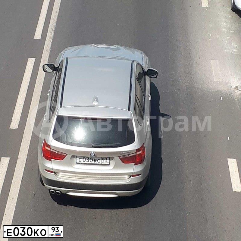 Фото автомобиля BMW X3, 2007 — госномер М557ЕО82. Цвет: синий
