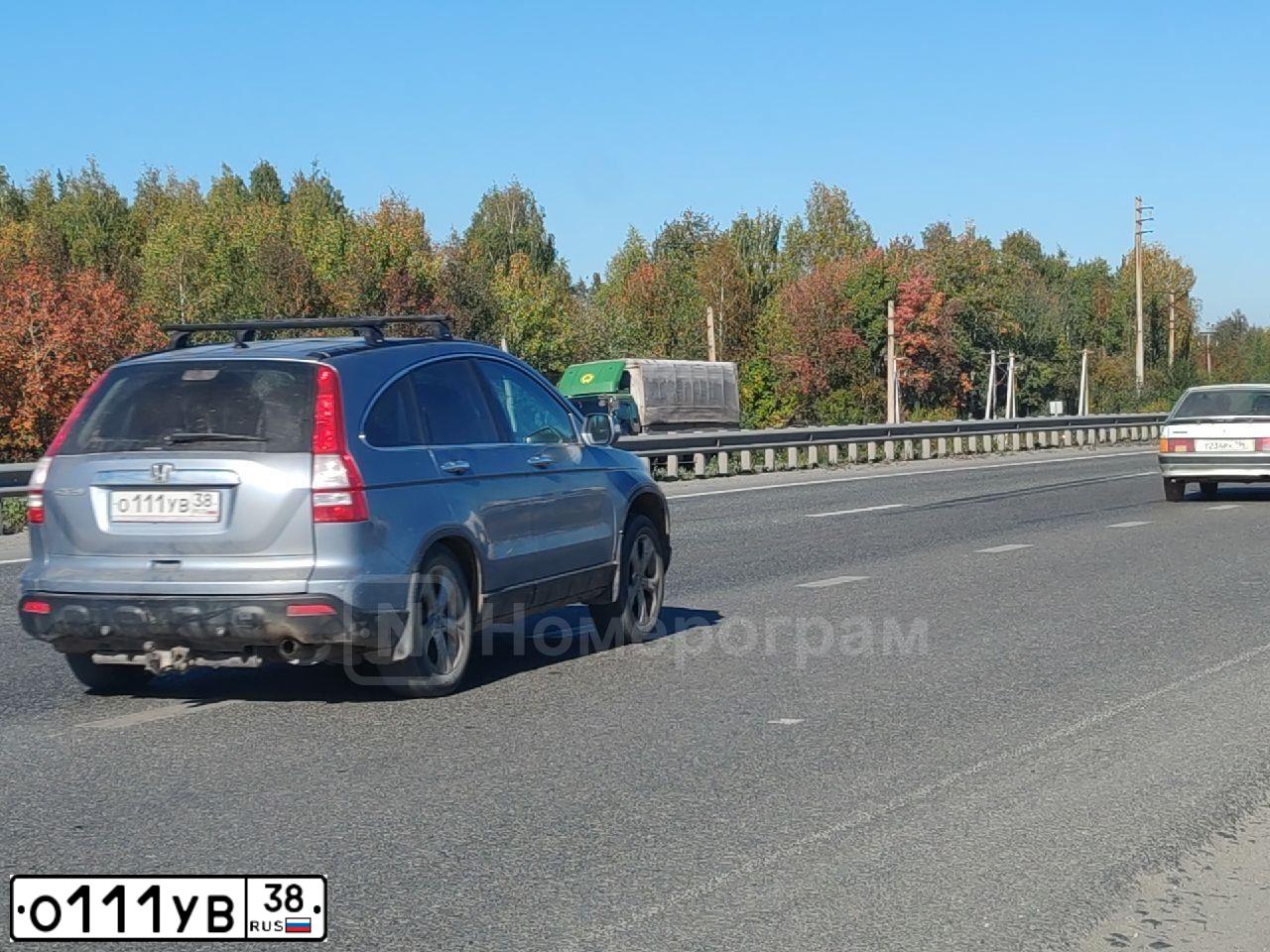 Фото автомобиля HONDA CR-V, 2008 — госномер В990ХЕ122. Цвет: СЕРО ГОЛУБОЙ