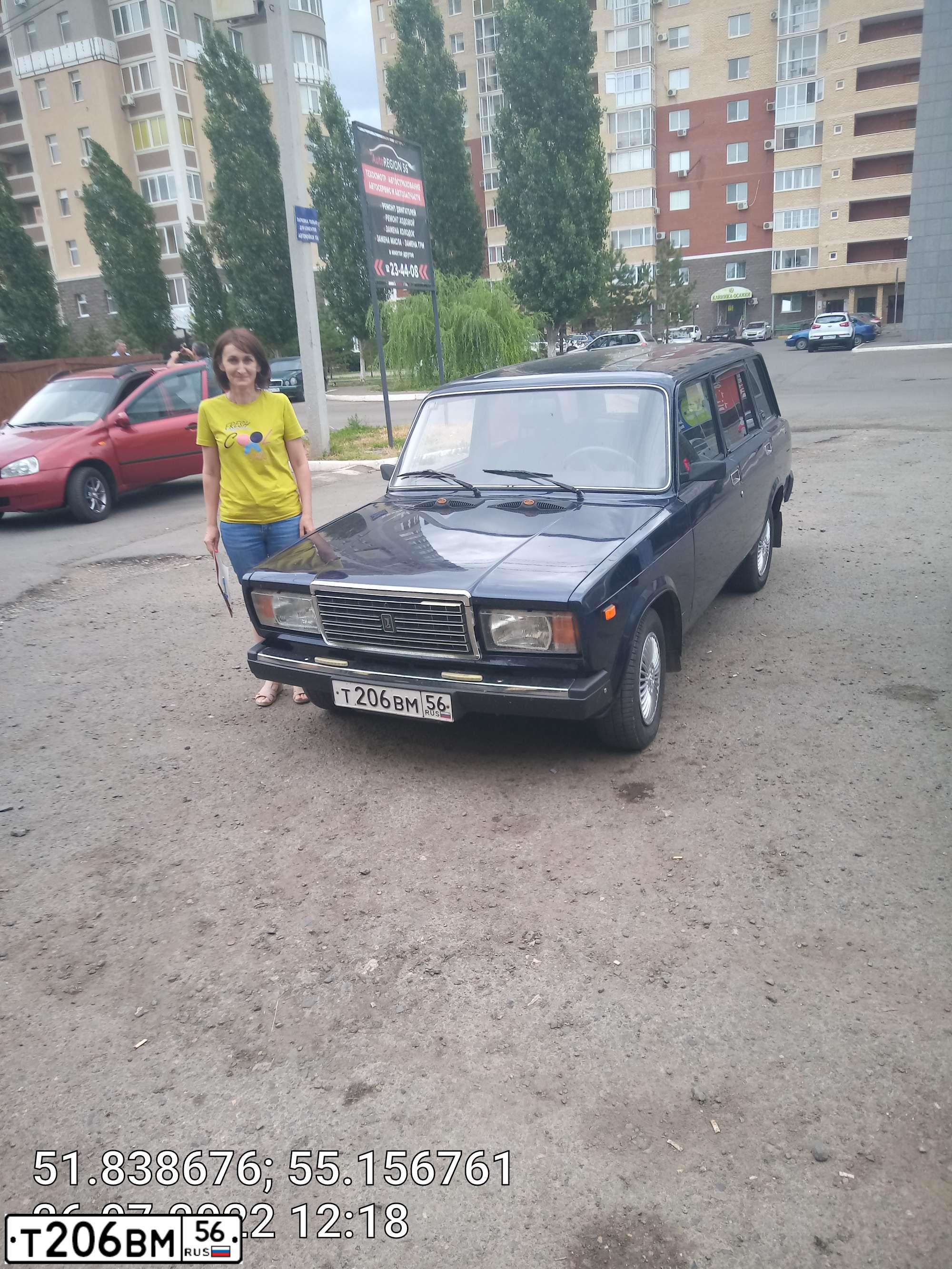 Фото автомобиля LADA 2104, 2011 — госномер Т206ВМ56. Цвет: Темно-синий