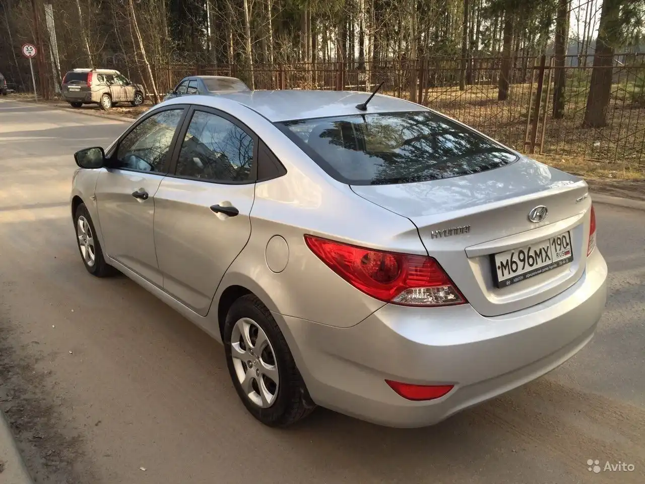 Фото автомобиля HYUNDAI SOLARIS, 2012 — госномер К400СР69. Цвет: СЕРЕБРИСТЫЙ
