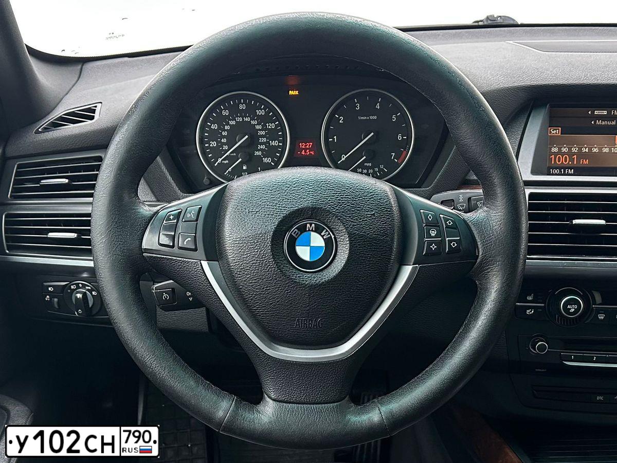 Фото автомобиля BMW X5, 2008 — госномер К794ХМ33. Цвет: Белый