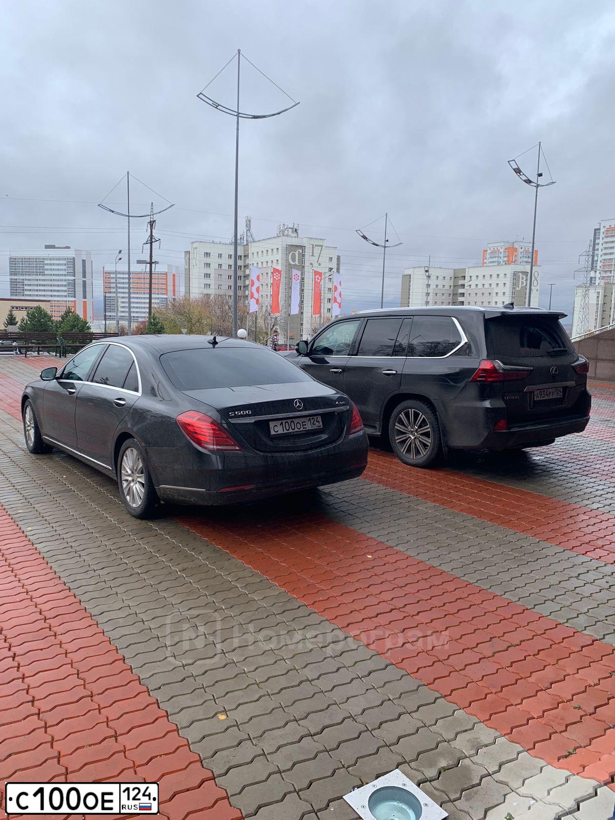 Фото автомобиля MERCEDES S-KLASSE, 2014 — госномер С100ОЕ124. Цвет: ЧЕРНЫЙ