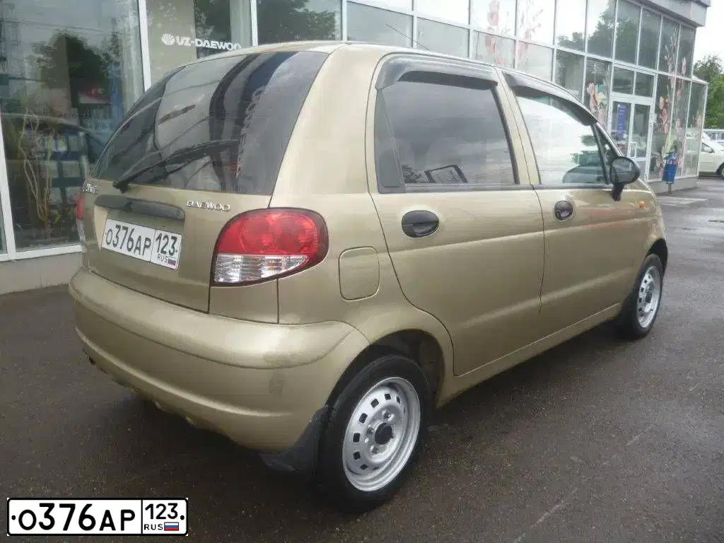 Фото автомобиля DAEWOO MATIZ, 2011 — госномер Н724СВ123. Цвет: ПЕСОЧНЫЙ