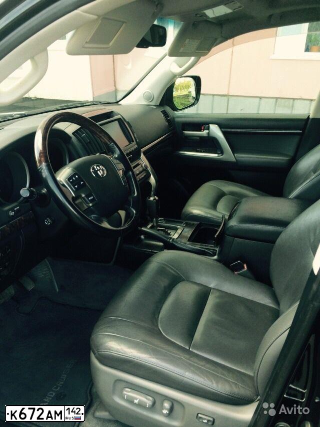 Фото автомобиля TOYOTA LANDCRUISER 200, 2008 — госномер К672АМ142. Цвет: ЧЕРНЫЙ
