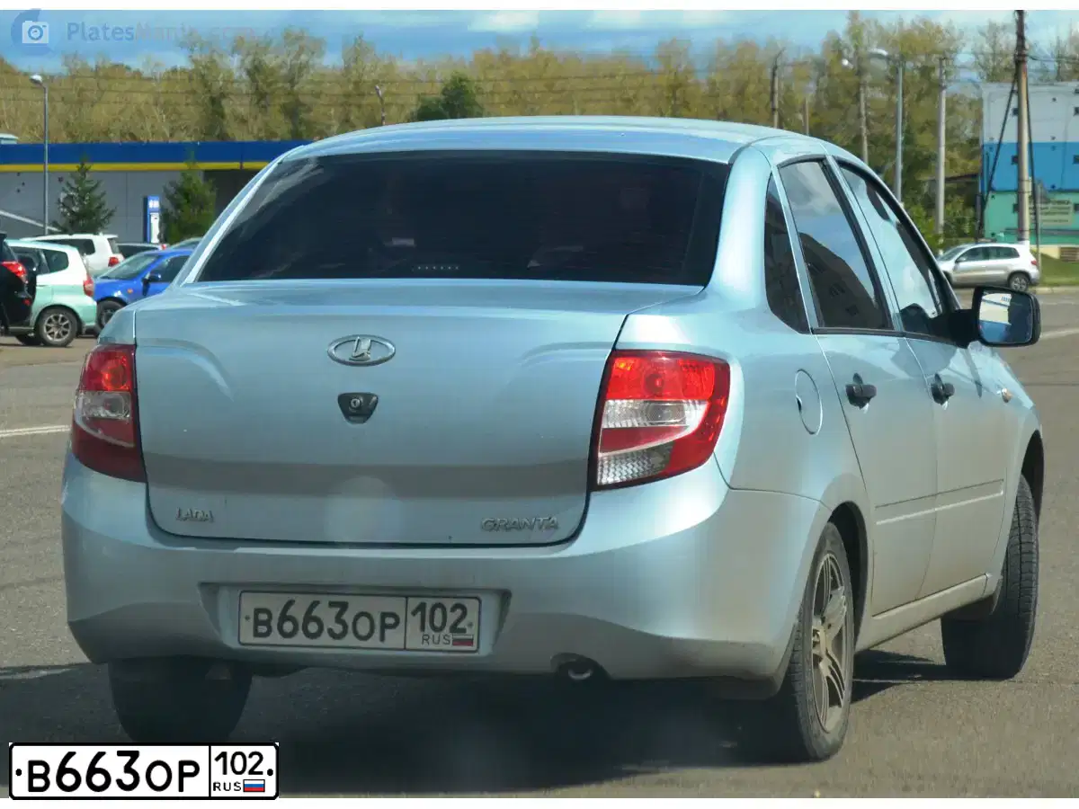 Фото автомобиля LADA 2190 GRANTA, 2012 — госномер Р379АХ761. Цвет: ГОЛУБОЙ