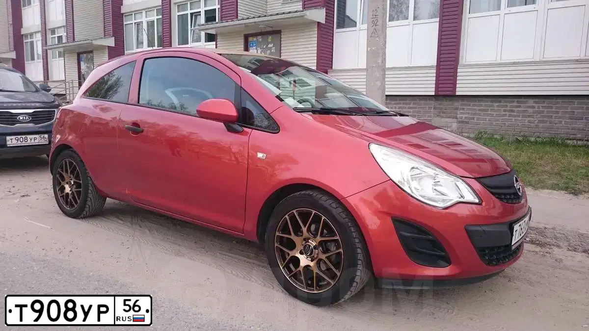 Фото автомобиля KIA SPORTAGE, 2010 — госномер Т908УР56. Цвет: СИНИЙ