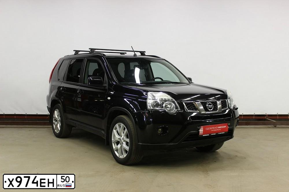 Фото автомобиля NISSAN X-TRAIL, 2012 — госномер Т414ВО39. Цвет: ЧЕРНЫЙ