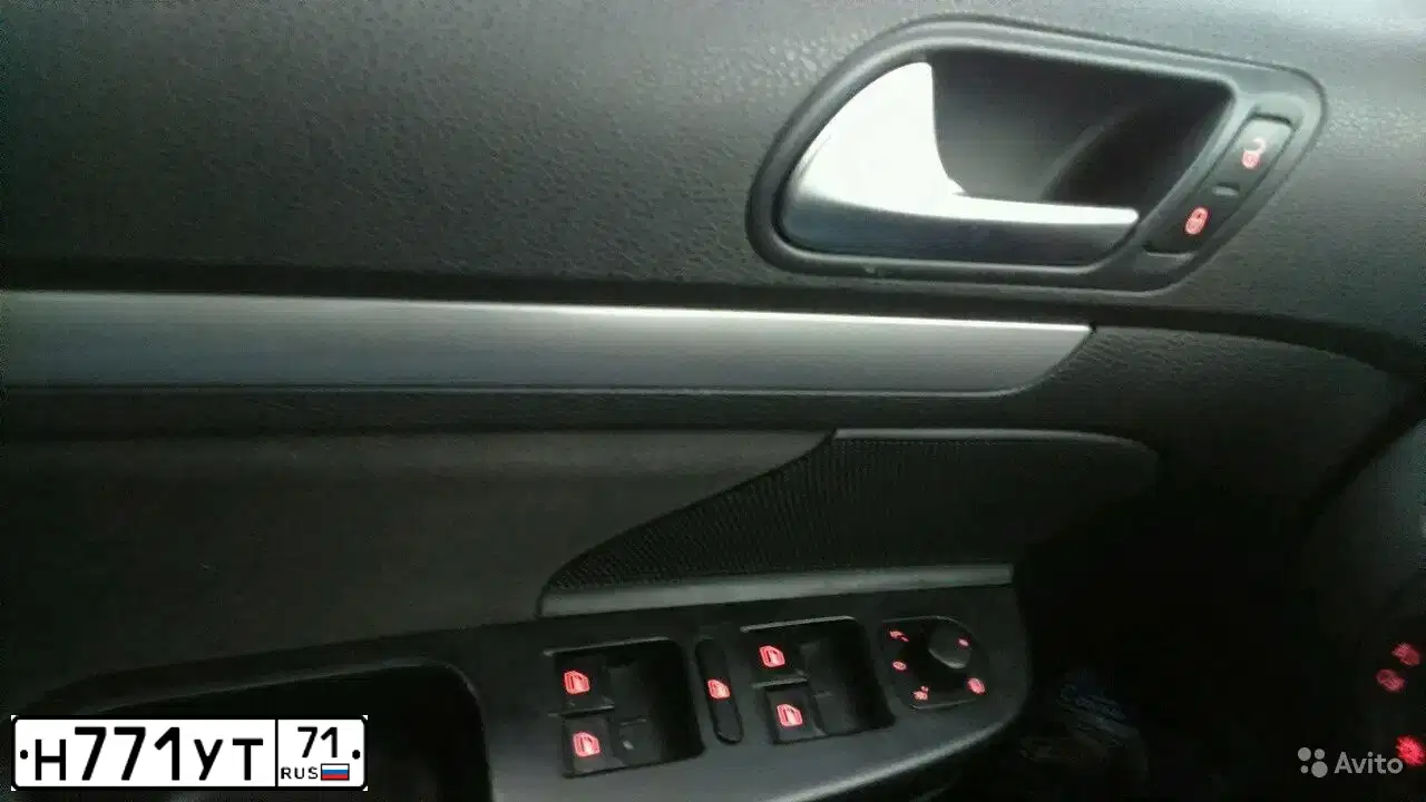Фото автомобиля HONDA CR-V, 2012 — госномер Н771УТ71. Цвет: СЕРО-КОРИЧНЕВЫЙ
