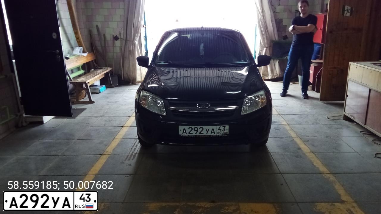 Фото автомобиля LADA 2191 GRANTA, 2015 — госномер А292УА43. Цвет: ЧЕРНЫЙ