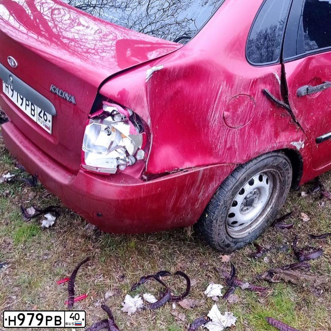 Фото автомобиля NISSAN X-TRAIL, 2008 — госномер Р564ОН190. Цвет: Серый