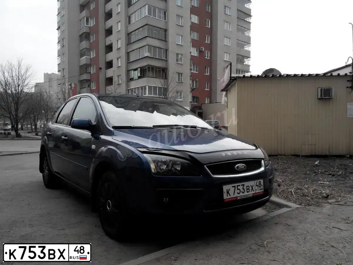 Фото автомобиля FORD FOCUS, 2007 — госномер К382ЕК136. Цвет: синий