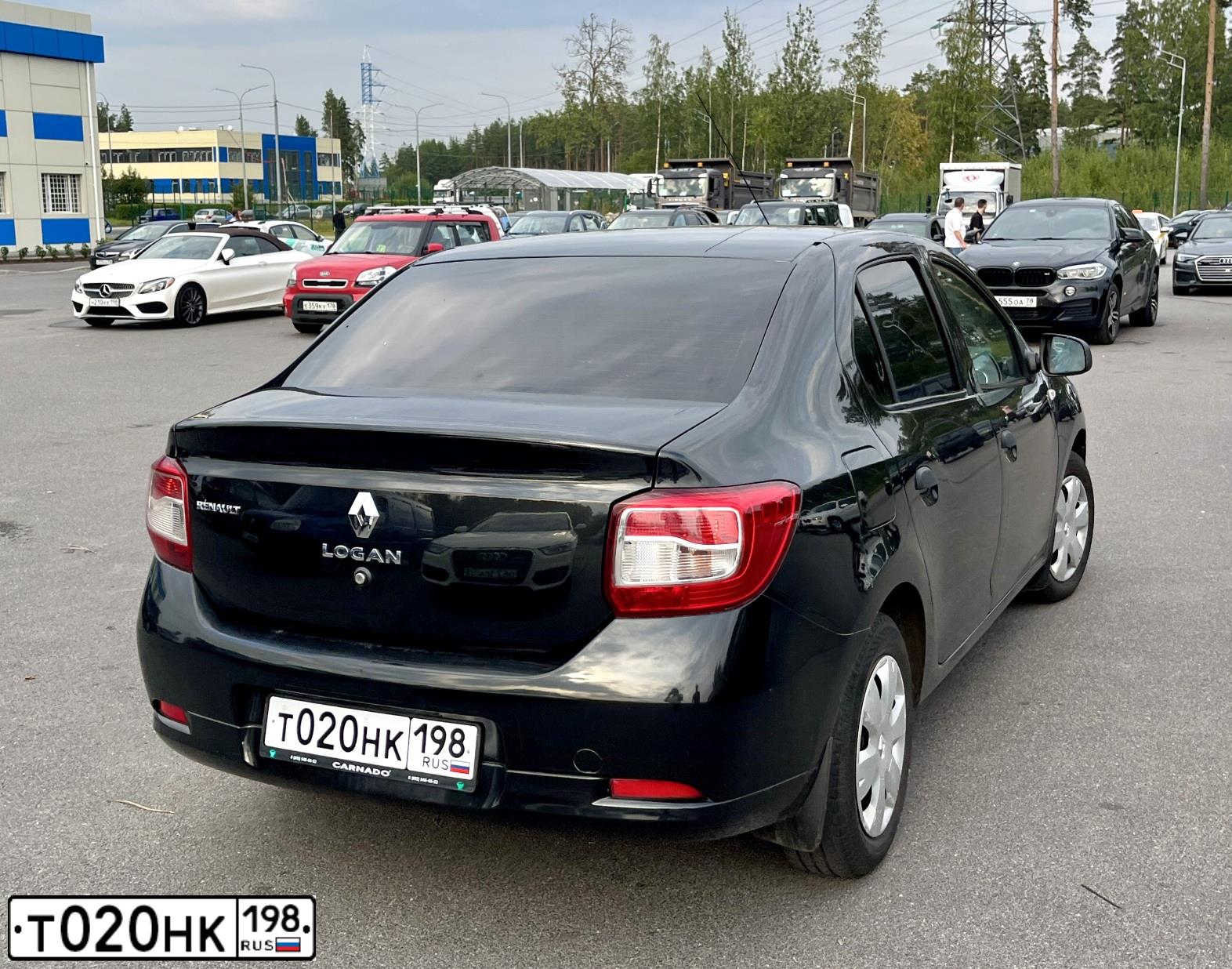 Фото автомобиля RENAULT LOGAN, 2014 — госномер А389ТН67. Цвет: ЧЕРНЫЙ